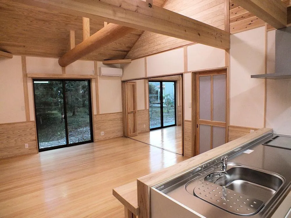 断熱工事（セルロースファイバー）